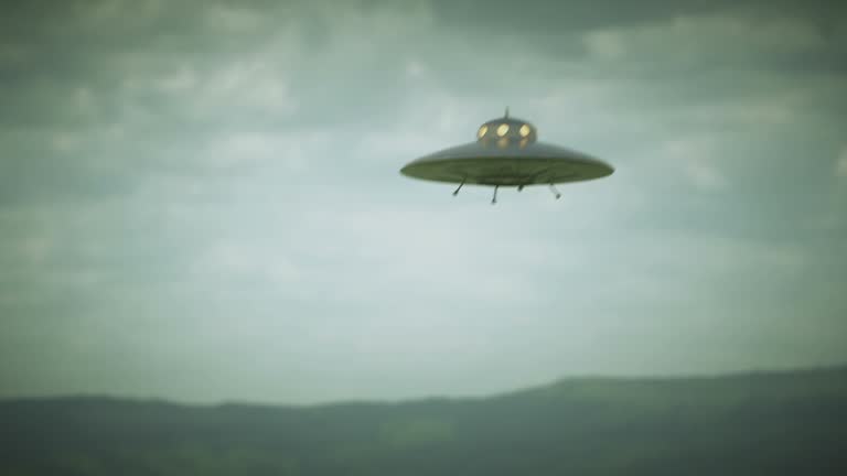 Animation of a flying saucer UFO sighting as recorded on a home video camera